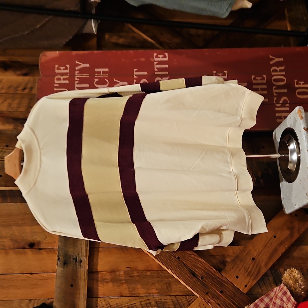 186 Oli & Hali Cream and Burgundy Crewneck Top - Picture 5 of 5